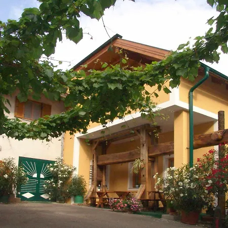 Weingut Jakob's Ruhezeit דירה