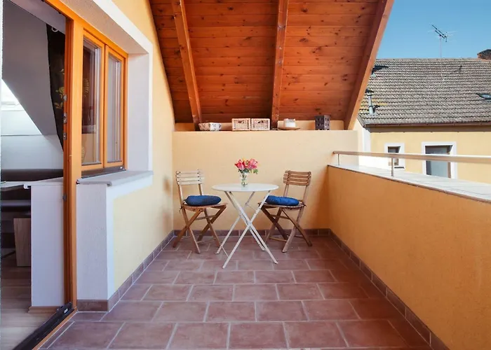 Weingut Jakob's Ruhezeit Apartment Mautern